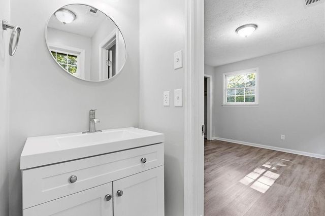 2944 Drew Valley Street, Gainesville, GA 30504