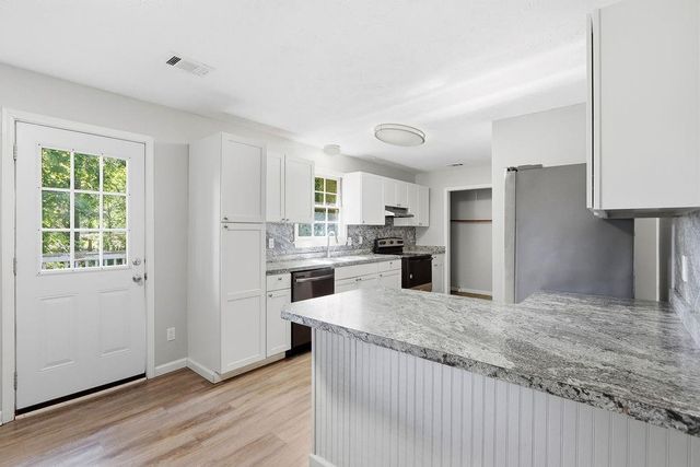 2944 Drew Valley Street, Gainesville, GA 30504