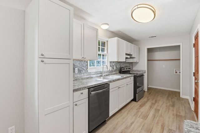 2944 Drew Valley Street, Gainesville, GA 30504