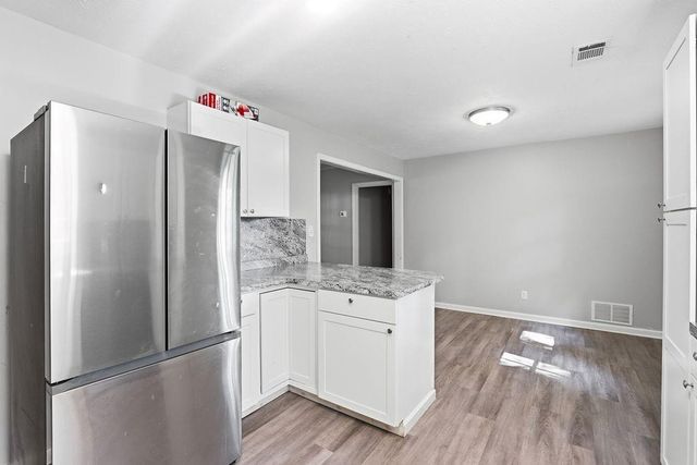2944 Drew Valley Street, Gainesville, GA 30504