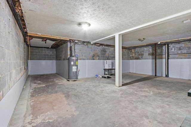 2944 Drew Valley Street, Gainesville, GA 30504