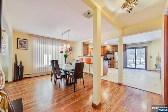 1496 15th Street, Fort Lee, NJ 07024