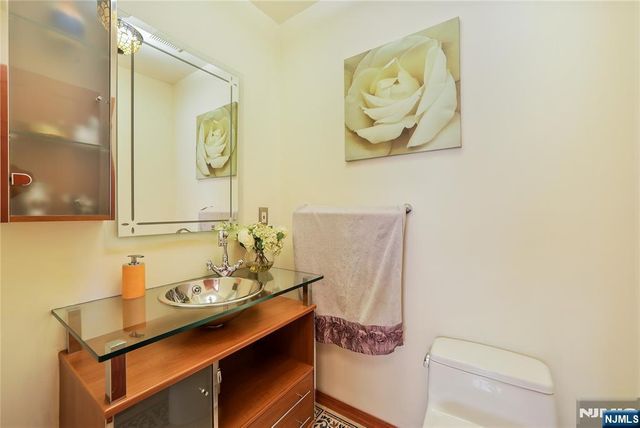 1496 15th Street, Fort Lee, NJ 07024