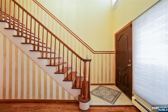 1496 15th Street, Fort Lee, NJ 07024