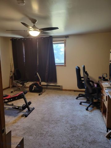 902 Nevada Street, Belgrade, MT 59714