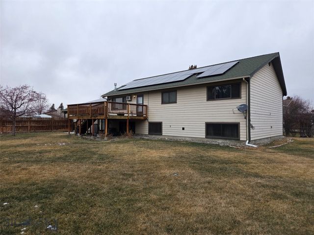 902 Nevada Street, Belgrade, MT 59714