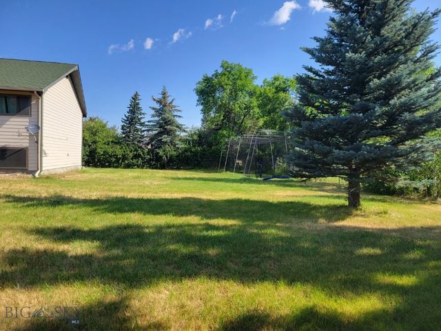 902 Nevada Street, Belgrade, MT 59714