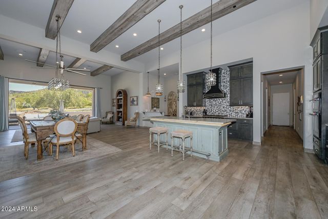 5861 E CLOUD Road, Cave Creek, AZ 85331