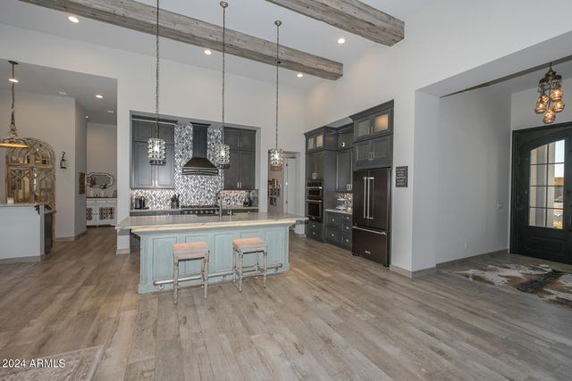 5861 E CLOUD Road, Cave Creek, AZ 85331