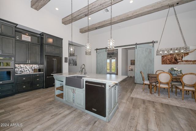 5861 E CLOUD Road, Cave Creek, AZ 85331