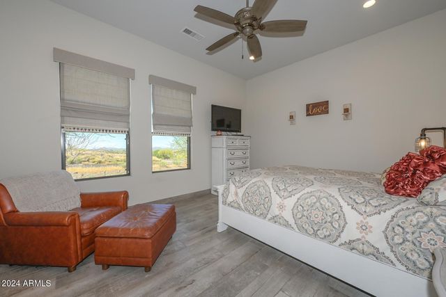 5861 E CLOUD Road, Cave Creek, AZ 85331