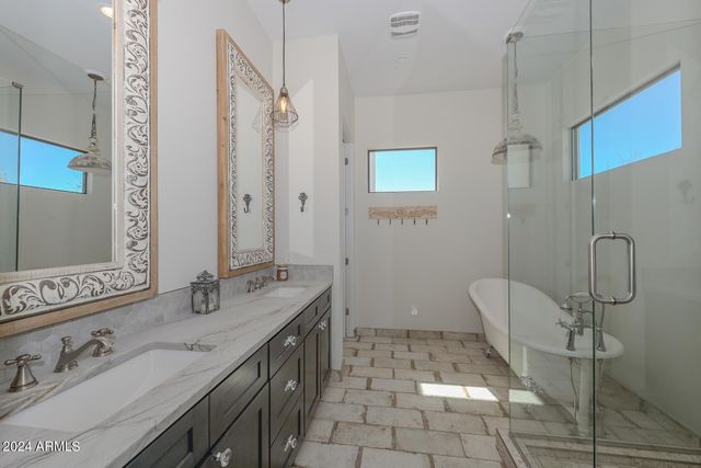 5861 E CLOUD Road, Cave Creek, AZ 85331