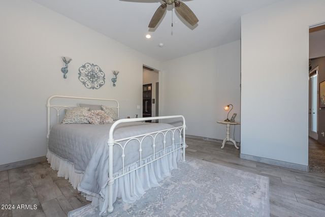 5861 E CLOUD Road, Cave Creek, AZ 85331