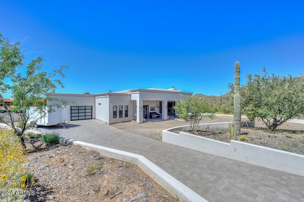 5861 E CLOUD Road, Cave Creek, AZ 85331