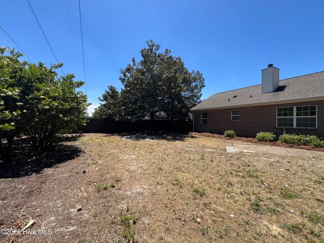 10 Beryl Circle, Pinehurst, NC 28374