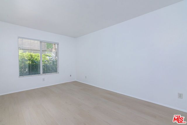 355 N Maple Street 116, Burbank, CA 91505