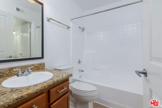 355 N Maple Street 116, Burbank, CA 91505