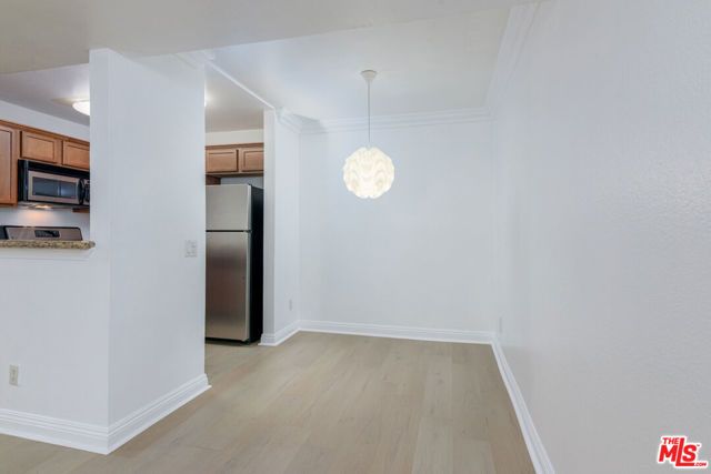 355 N Maple Street 116, Burbank, CA 91505