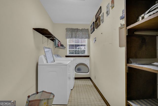 1718 Esco Road, Danielsville, GA 30633