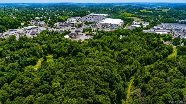 3 Deer Run West, Catskill, NY 12414