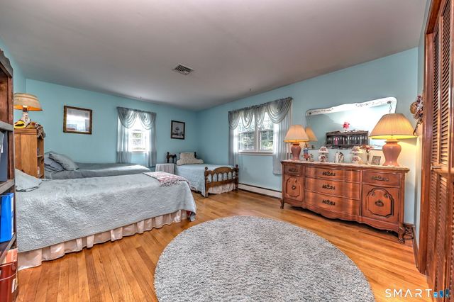 106 Greenwood Lane, Monroe, CT 06468