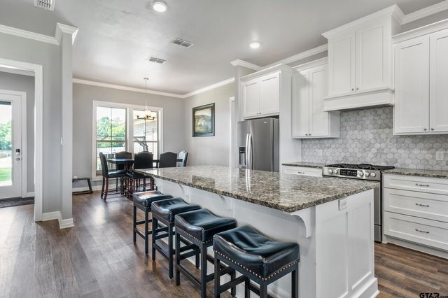 7757 Freestone Drive, Bullard, TX 75757