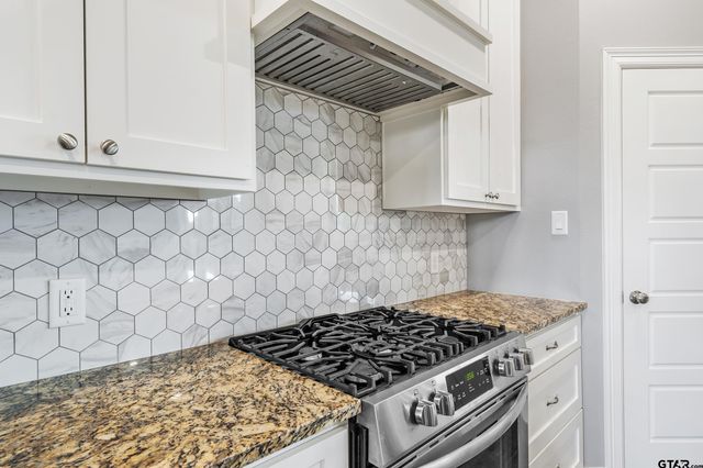 7757 Freestone Drive, Bullard, TX 75757