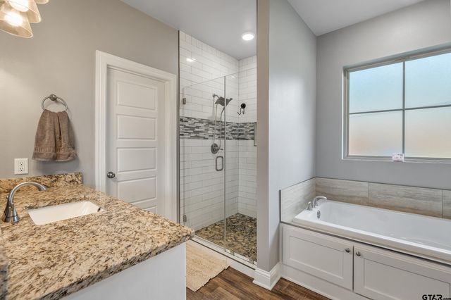 7757 Freestone Drive, Bullard, TX 75757