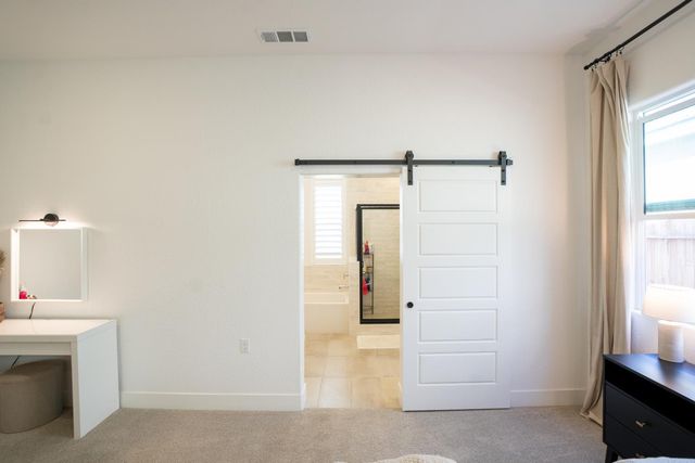 812 Traverse Drive S, Madera, CA 93636