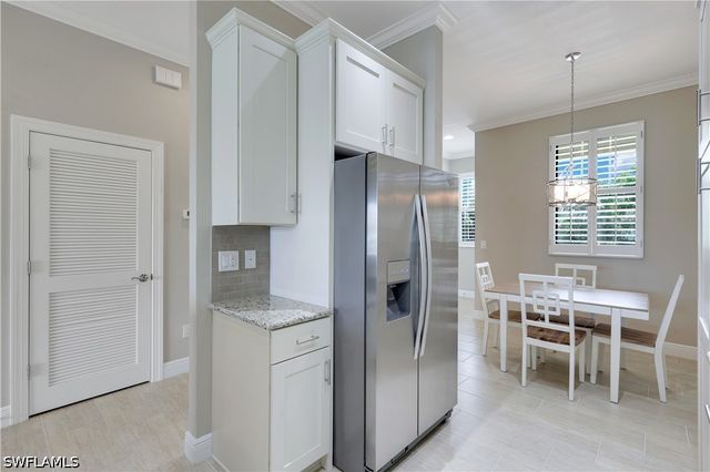 15114 Palmer Lake CIR 203, Naples, FL 34109
