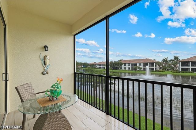15114 Palmer Lake CIR 203, Naples, FL 34109