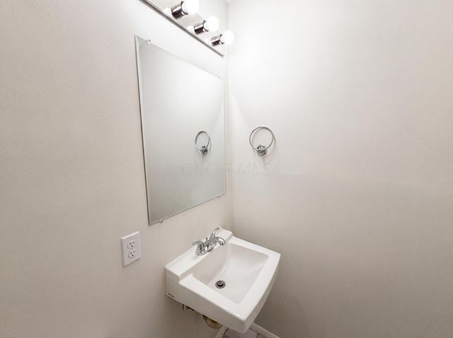 1301 Cinnamon Place, Galloway, OH 43119