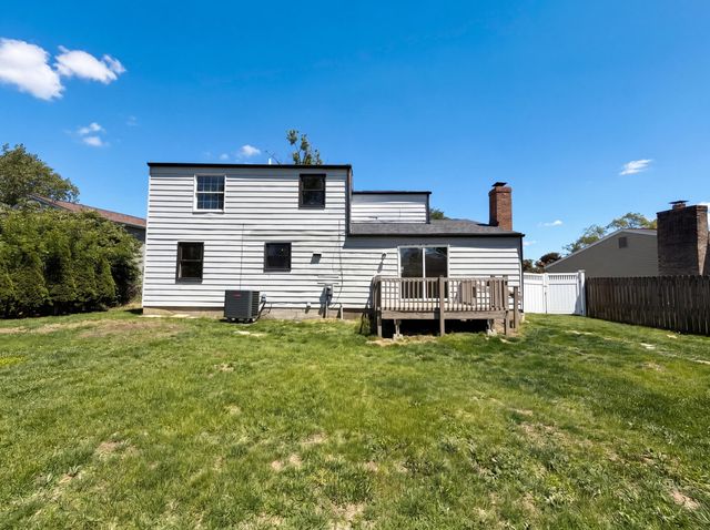 1301 Cinnamon Place, Galloway, OH 43119