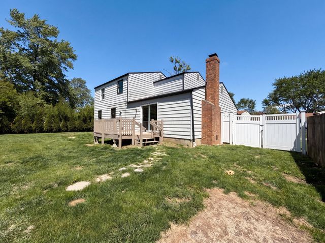 1301 Cinnamon Place, Galloway, OH 43119