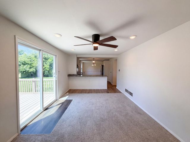 1301 Cinnamon Place, Galloway, OH 43119