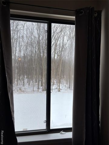 50413 Bay Run 15, Chesterfield, MI 48047