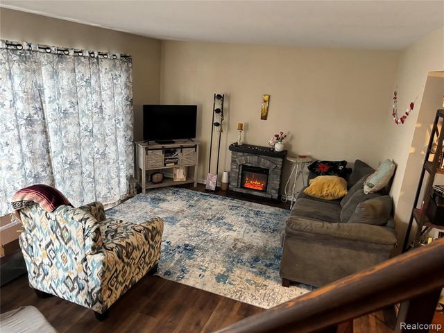 50413 Bay Run 15, Chesterfield, MI 48047