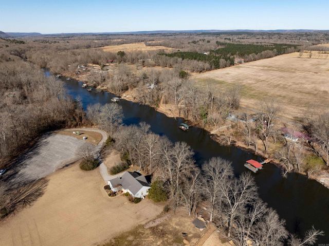 284 Dripping Springs, Pangburn, AR 72121