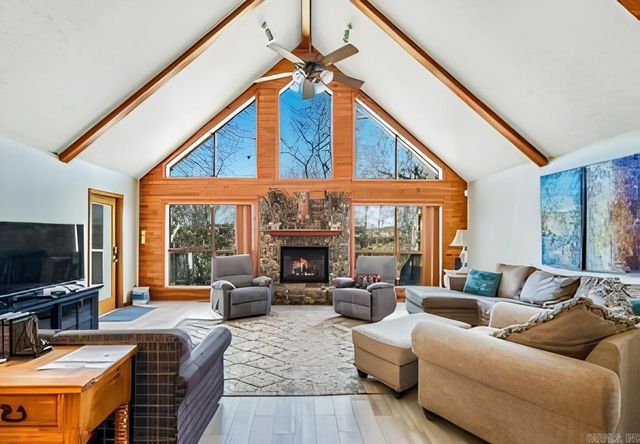 284 Dripping Springs, Pangburn, AR 72121