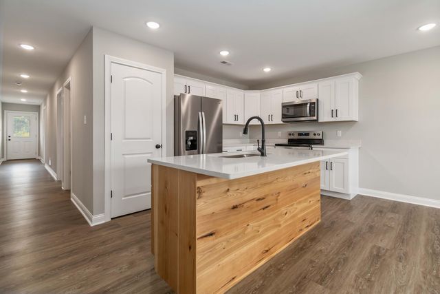 424 Nandino Circle, Berea, KY 40403