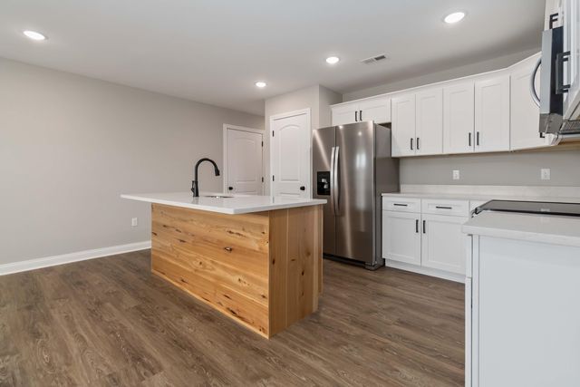 424 Nandino Circle, Berea, KY 40403