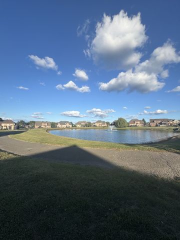 215 Crooked Creek Ln, Hendersonville, TN 37075