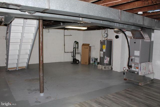 4529 DEVONSHIRE RD, Harrisburg, PA 17109