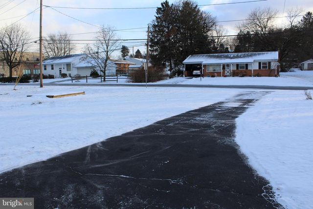 4529 DEVONSHIRE RD, Harrisburg, PA 17109