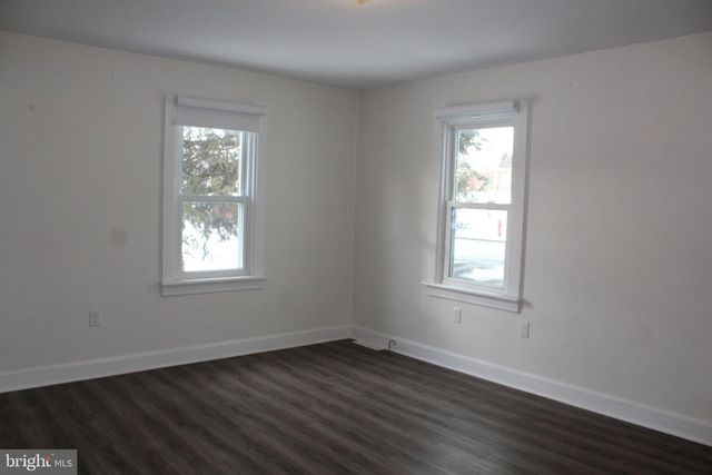 4529 DEVONSHIRE RD, Harrisburg, PA 17109