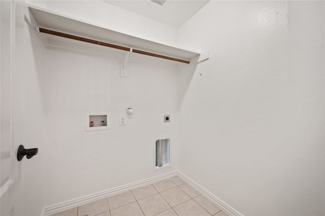 2661 Jacobson Drive, Lewisville, TX 75067