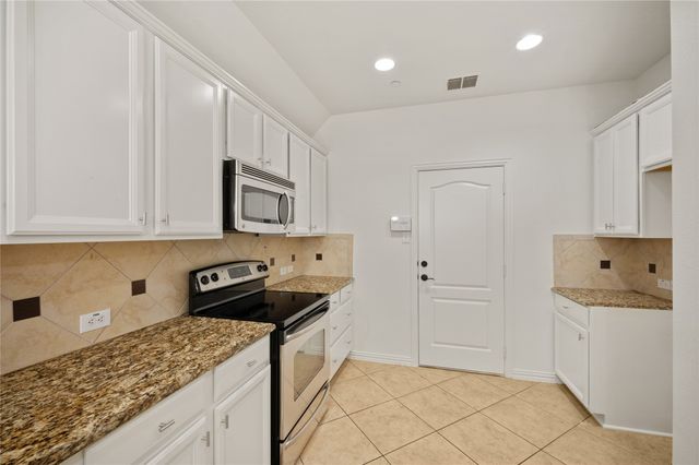 2661 Jacobson Drive, Lewisville, TX 75067