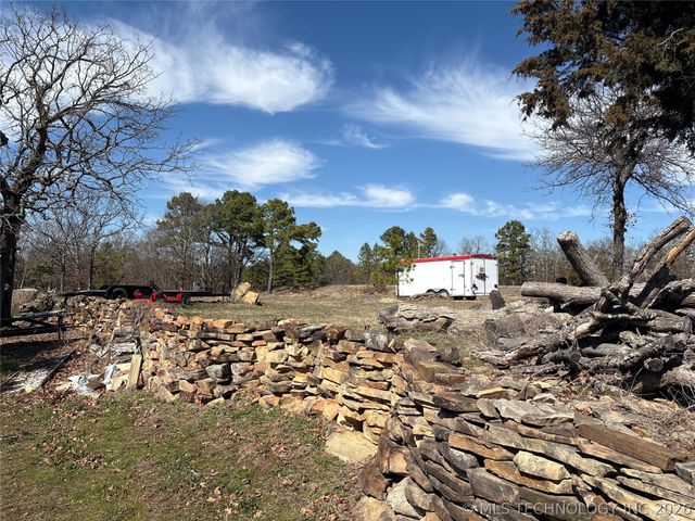 239 Berry Lane, Eufaula, OK 74432