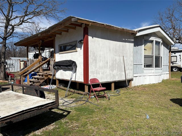 239 Berry Lane, Eufaula, OK 74432