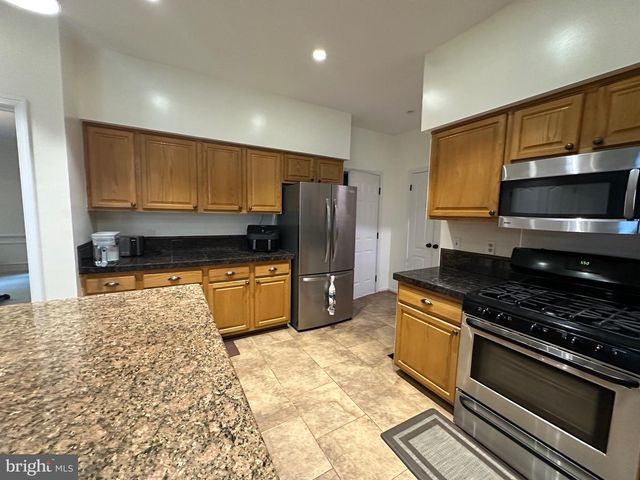 15452 CAGNEY CT, Woodbridge, VA 22193